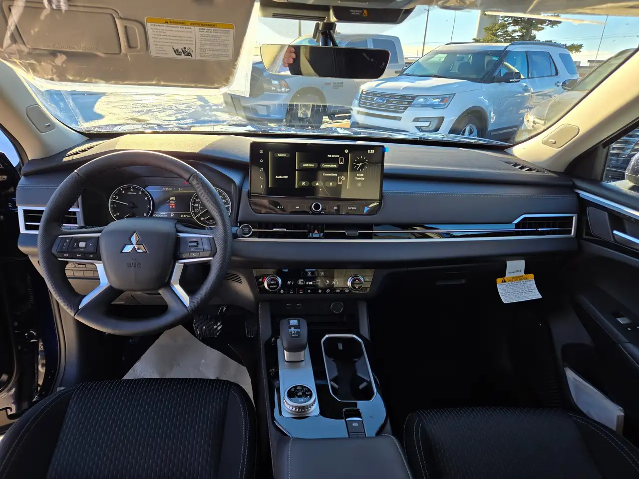 Mitsubishi Outlander снимка Mitsubishi Outlander
