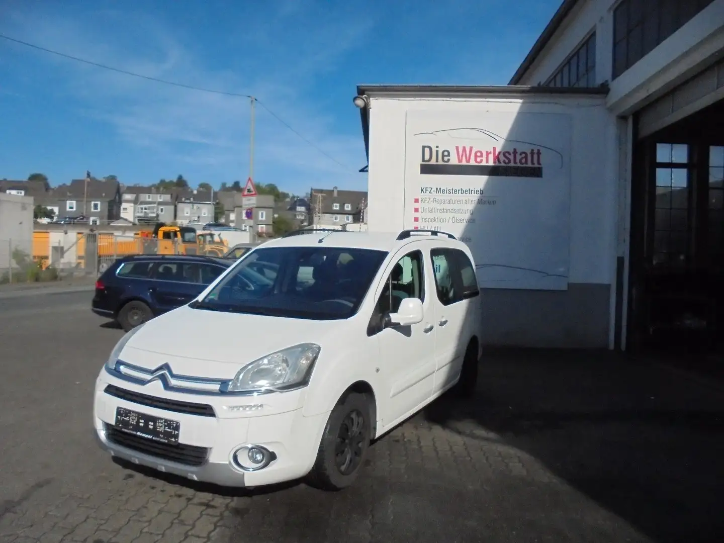 Citroen Berlingo Kombi Selection,Automatik Weiß - 1