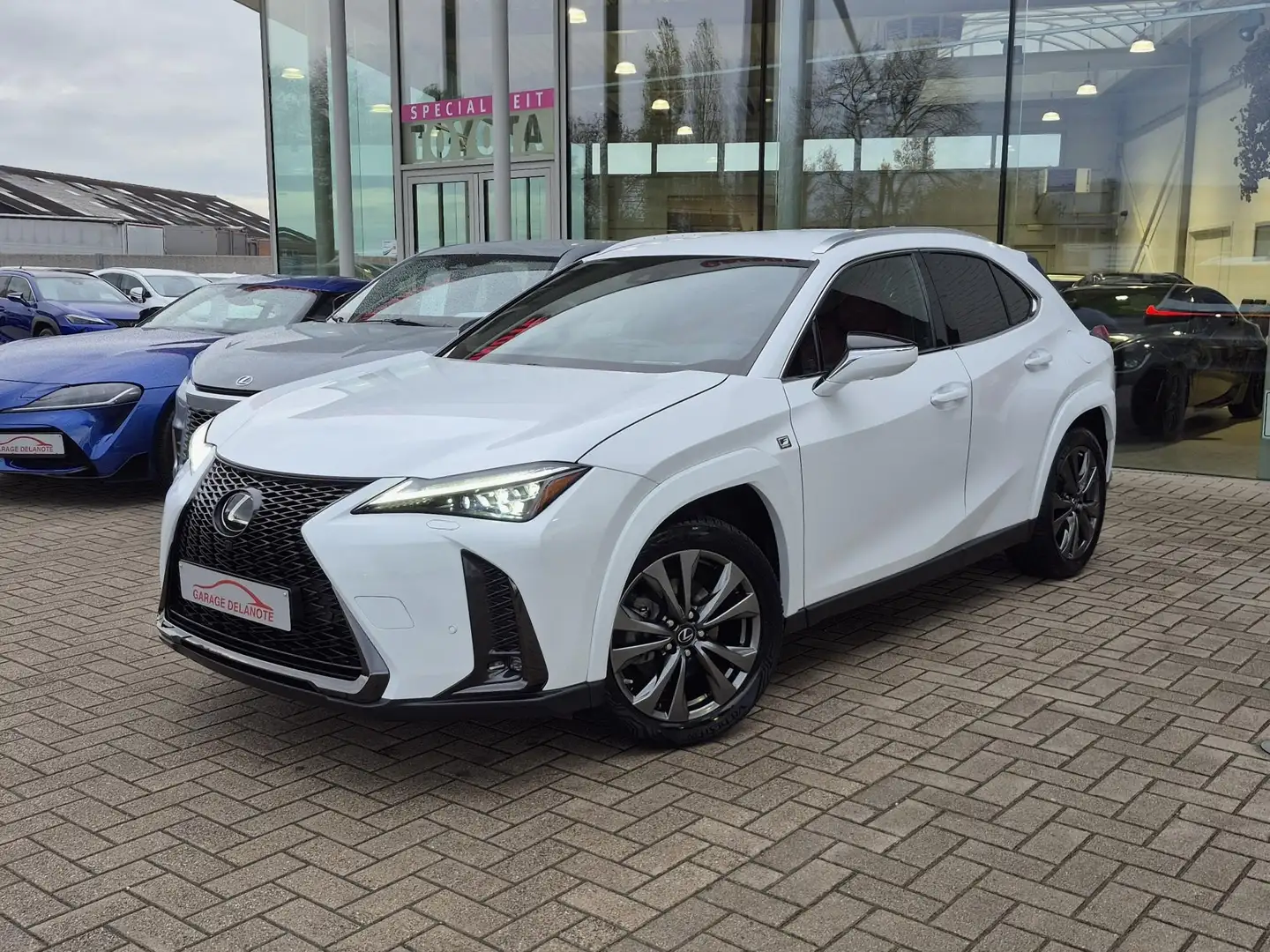 Lexus UX 250h AWD F-SPORT LINE +LEDER +Mark Levinson +360°Cam Blanc - 2