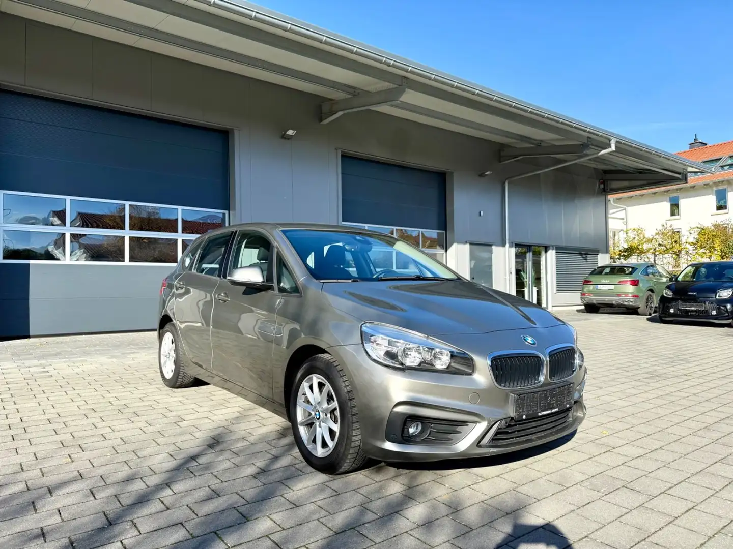 BMW 218 218i Advantage 1.Hand Silber - 2