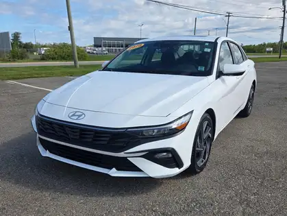 White 2025 Hyundai Elantra Sedan Automatic