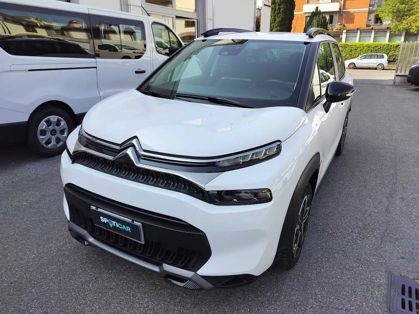 Citroen C3 Aircross 1ª s. BlueHDi 120 S&S EAT6 Feel Blanc - 2
