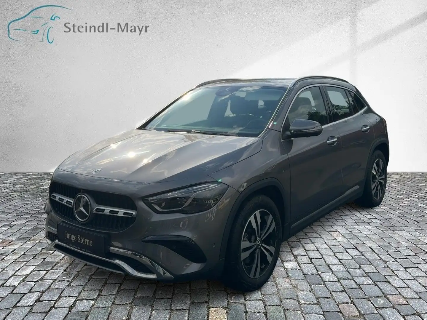 Mercedes-Benz GLA 180 d Progressive KeyGo PTS Shz Ambi Mbeam Grau - 1
