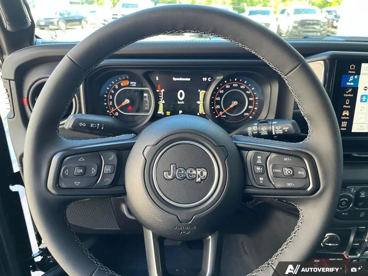 Jeep Wrangler photo Jeep Wrangler