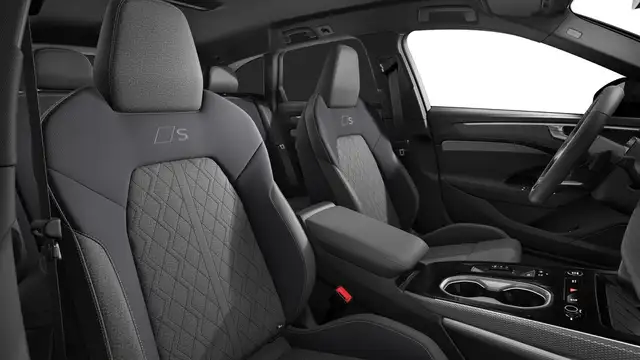 Audi A6 view 7