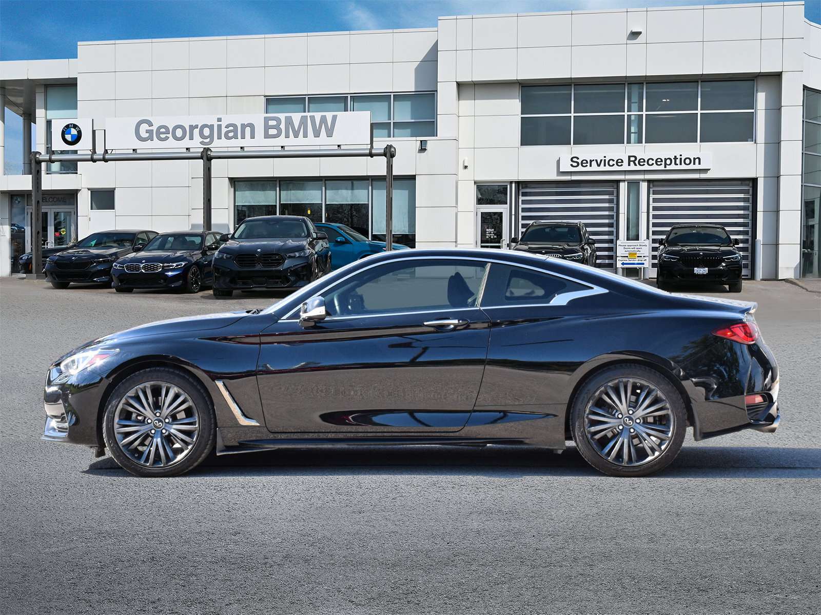 2022 Infiniti Q60 LUXE — снимка 1