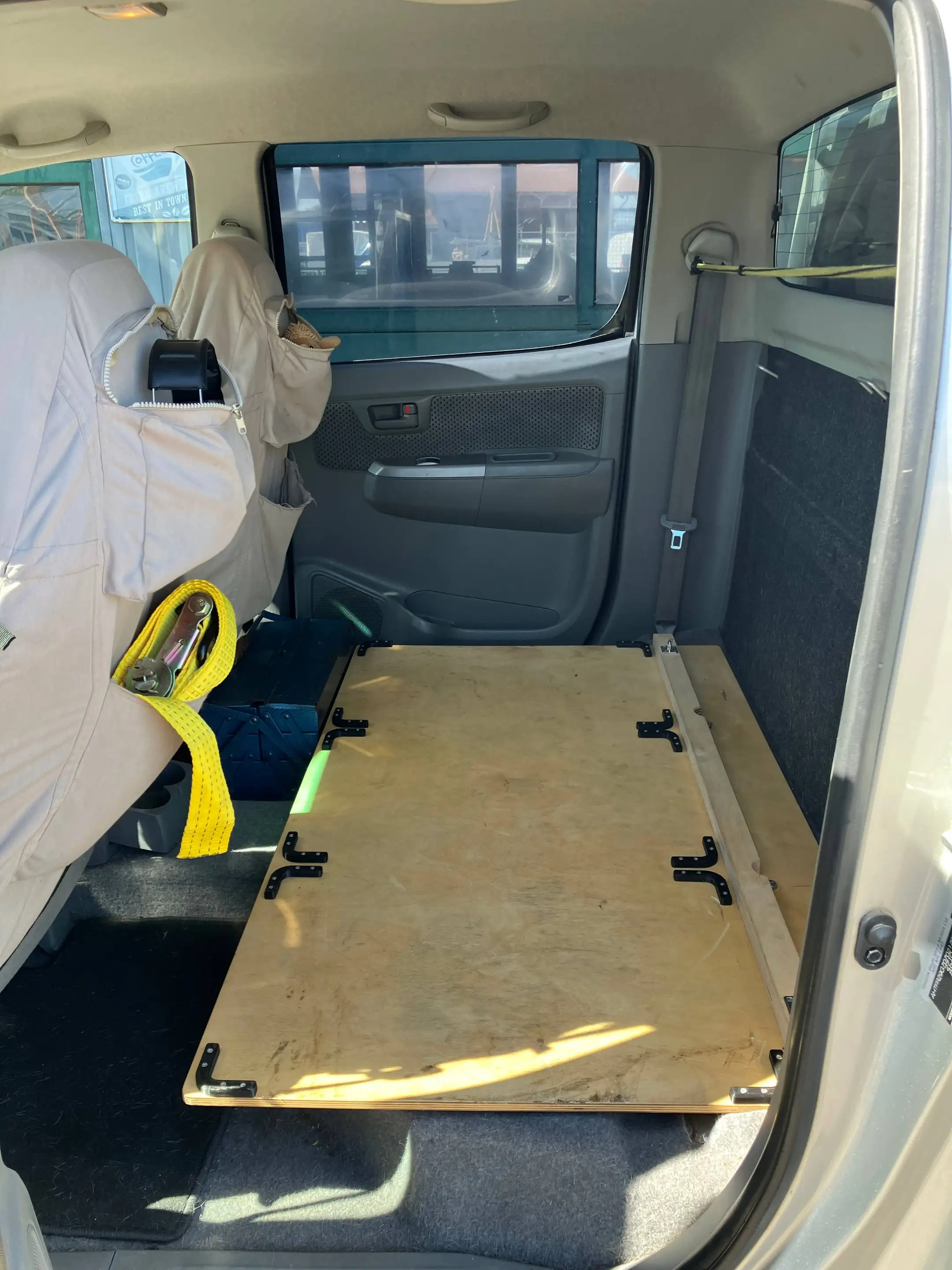 Toyota Hilux 2.5 D-4D Double Cab Sol 4x4 Absetzkabine Klima Dachträger — photo 10