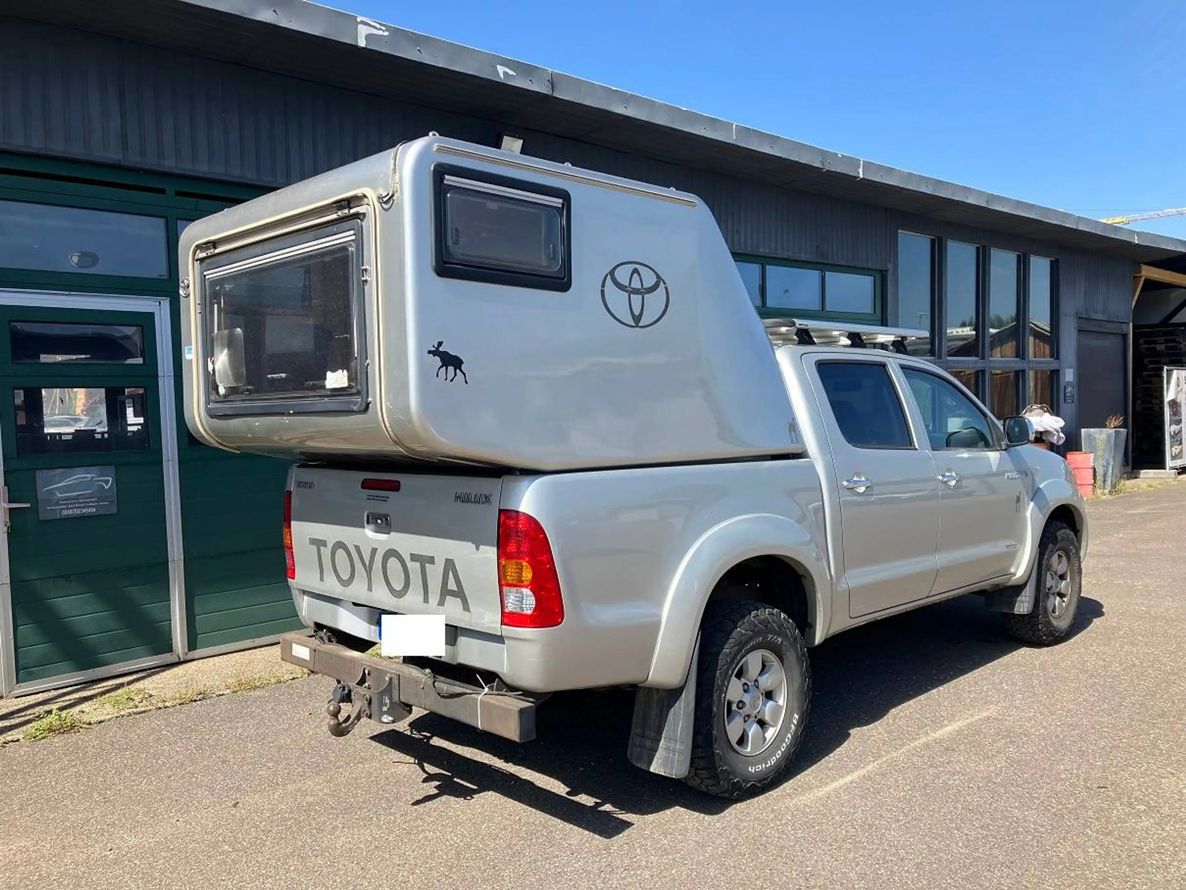 Toyota Hilux 2.5 D-4D Double Cab Sol 4x4 Absetzkabine Klima Dachträger — photo 4