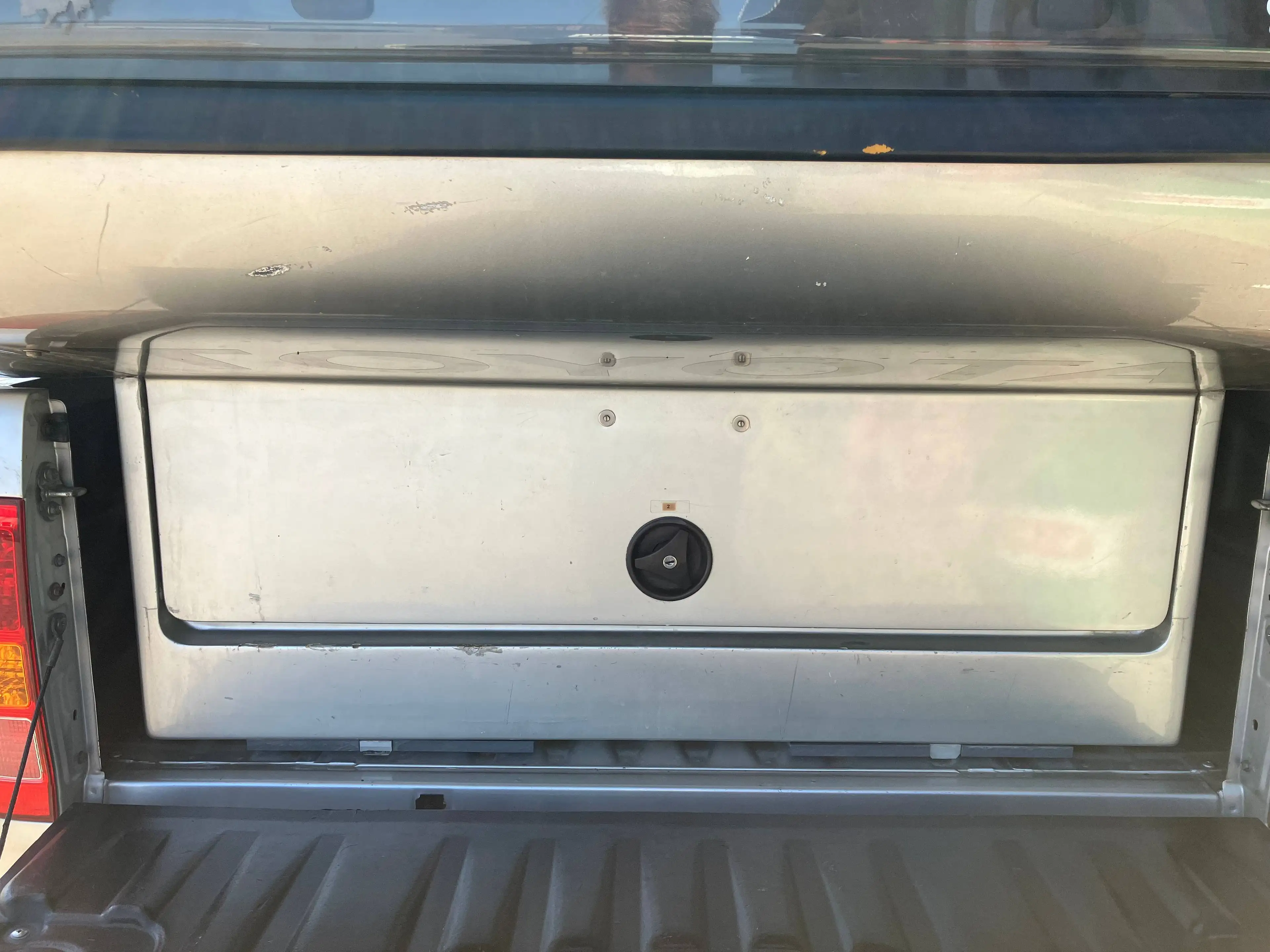 Toyota Hilux 2.5 D-4D Double Cab Sol 4x4 Absetzkabine Klima Dachträger — photo 12