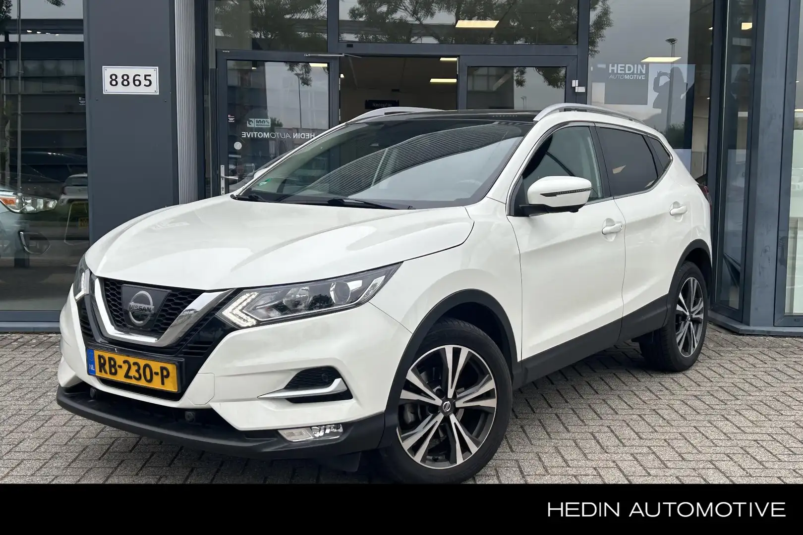 Nissan Qashqai 1.2 N-Connecta Wit - 1