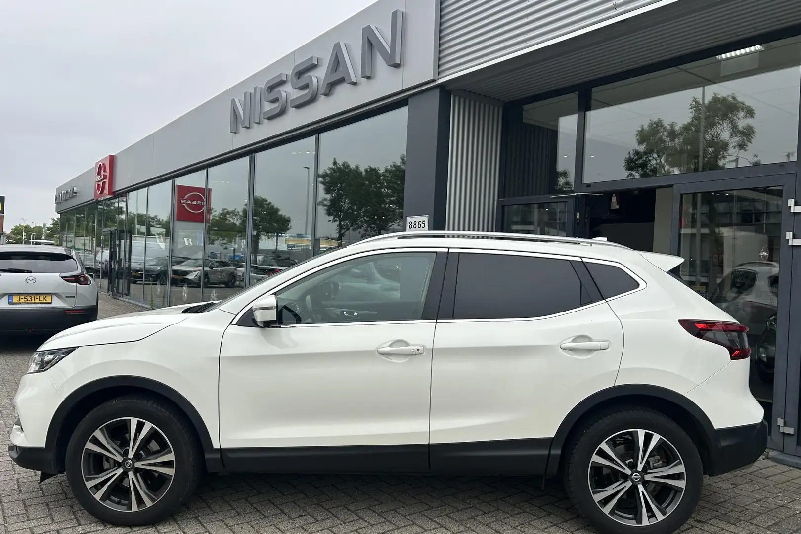 Nissan Qashqai 1.2 N-Connecta Wit - 2