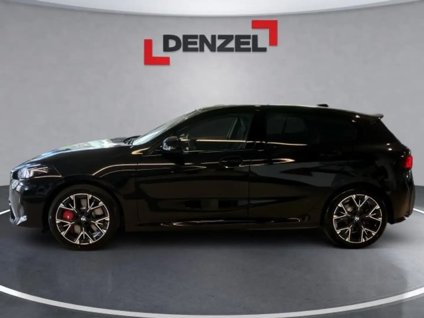 BMW 116 5-Tüerer F70 Schwarz - 2