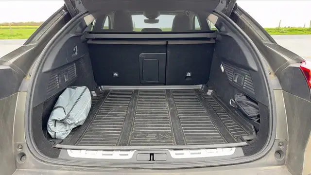 Citroen C5 X view 14