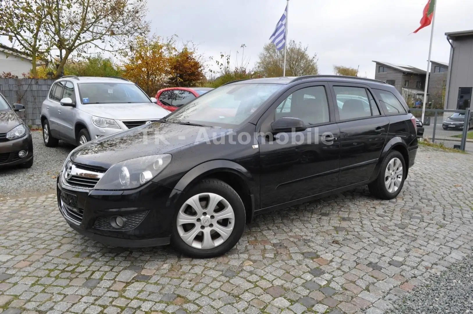 Opel Astra H Caravan Innovation /TÜV/AU NEU/XENON/PDC Schwarz - 1