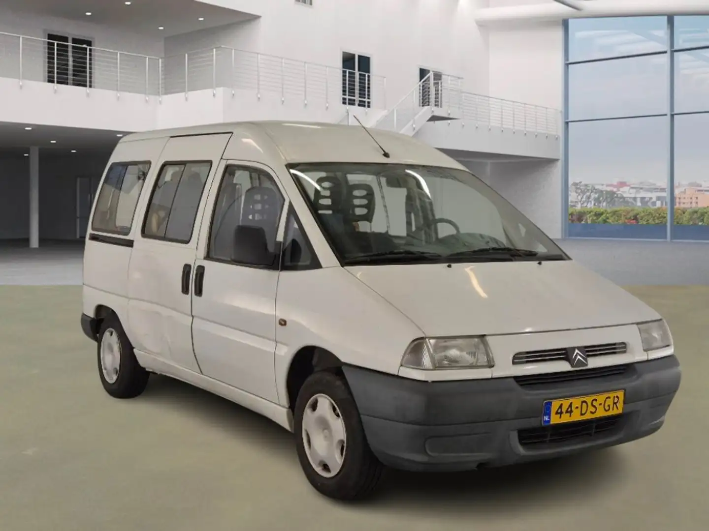Citroen Jumpy 1.6i Comfort 5/6 p/ROLSTOELVERVOER MET OPRIJPLAAT Blanc - 2