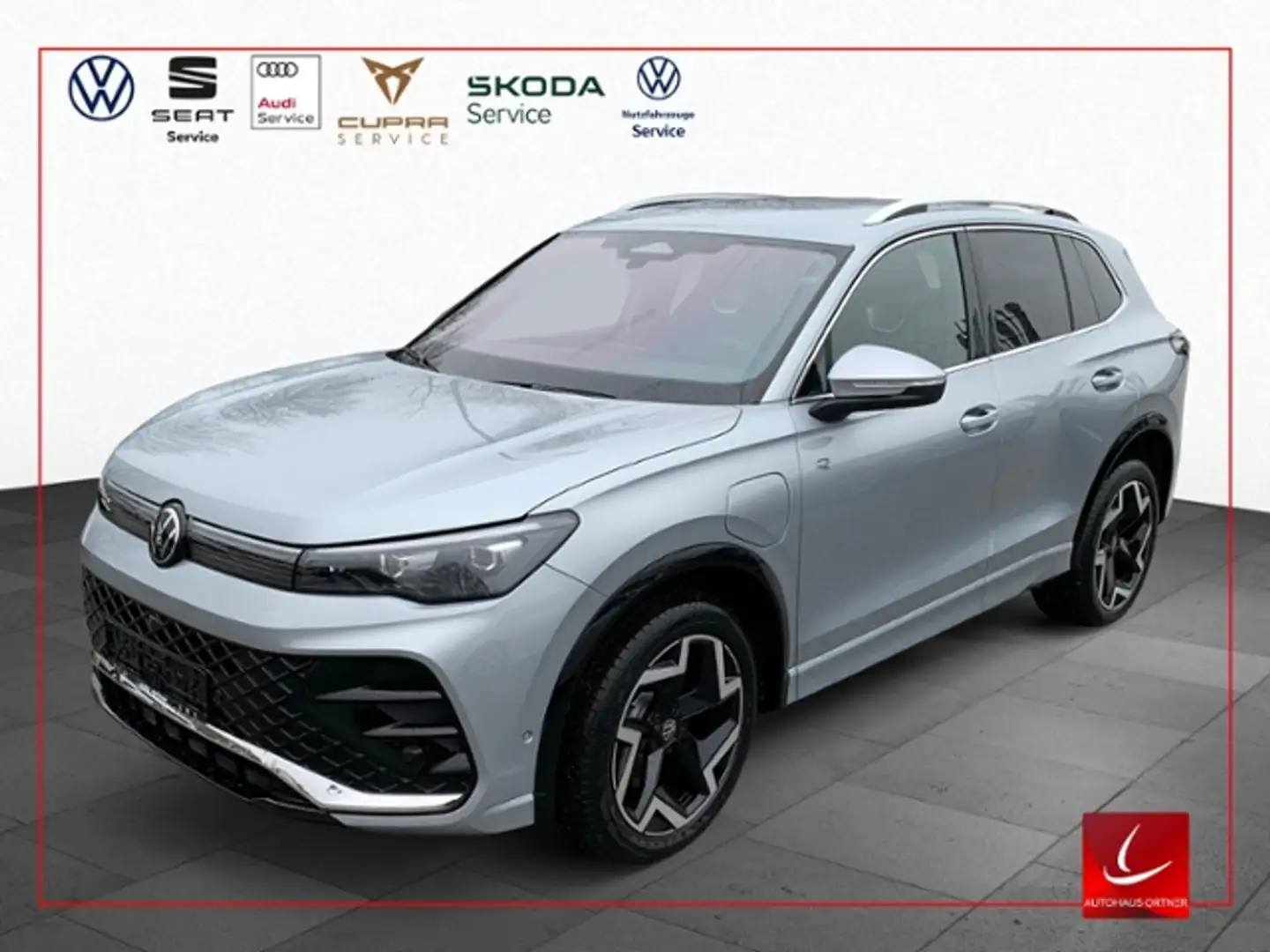 Volkswagen Tiguan eHYBRID R-LINE AHK AREA VIEW NAVI DCC TRAVEL ASSI Silber - 1