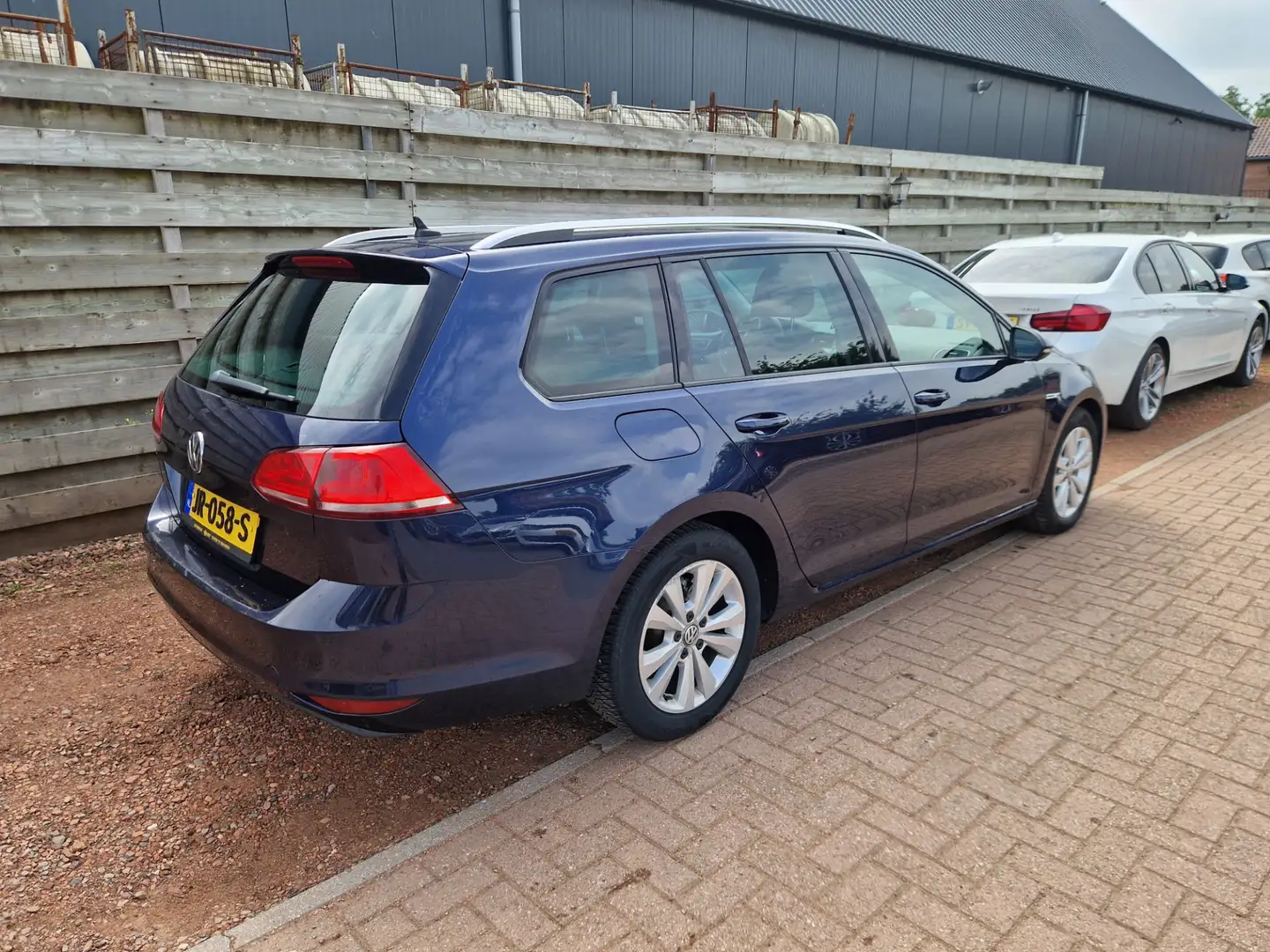 Volkswagen Golf Variant 1.0 TSI Automaat Connected Series Azul - 2
