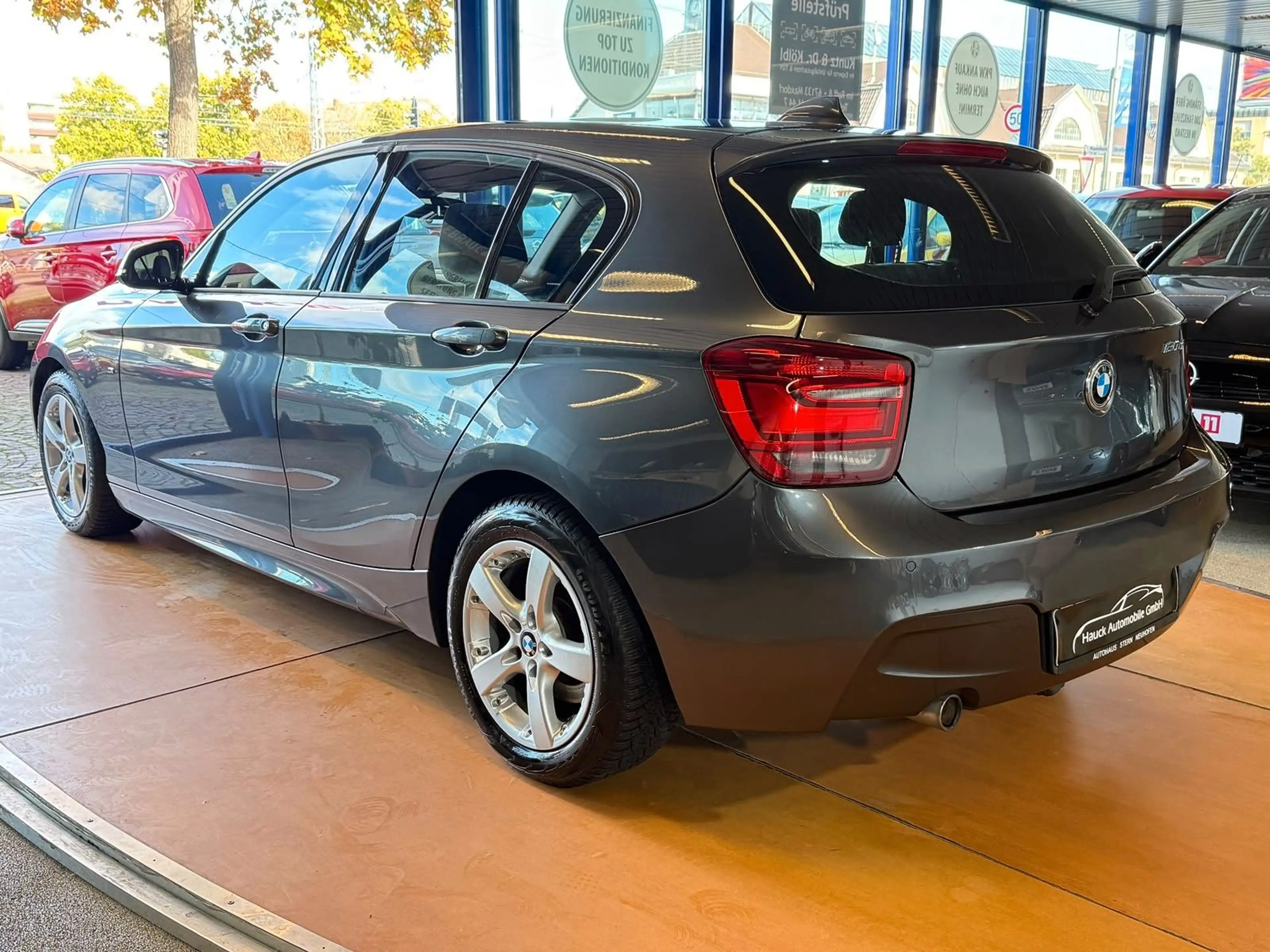 BMW 120 d M-Paket / Navi / Alcantara / Schiebedach — photo 3