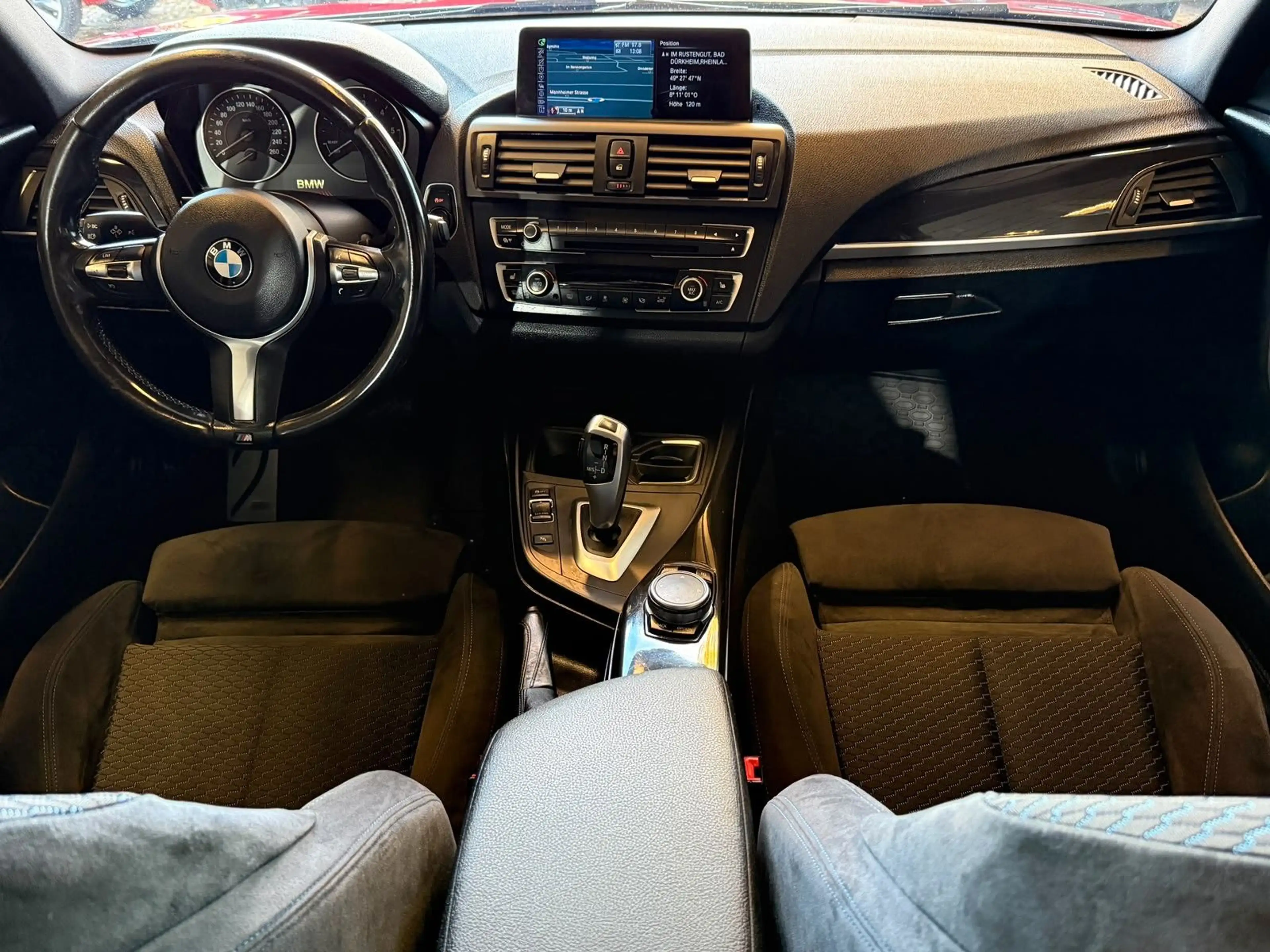 BMW 120 d M-Paket / Navi / Alcantara / Schiebedach — photo 15