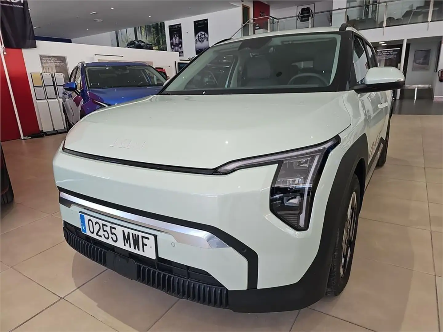 Kia EV3 Earth Long Range - 2