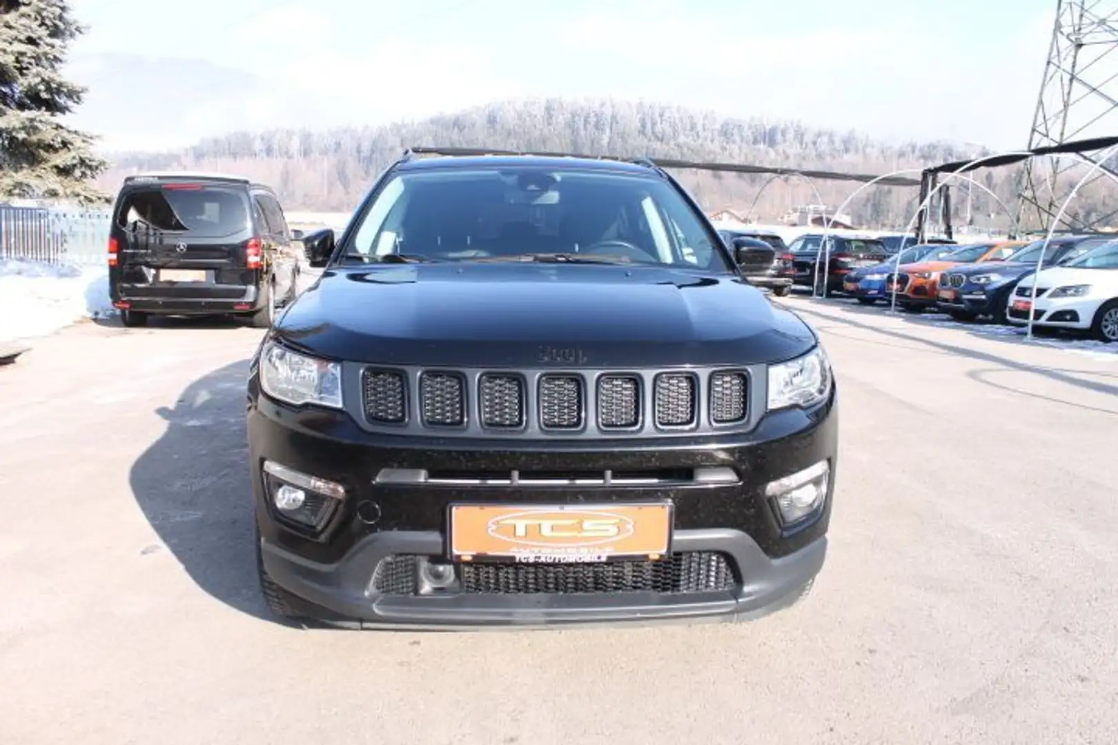 Jeep Compass 2,0 MultiJet II AWD Longitude*** Schwarz - 2