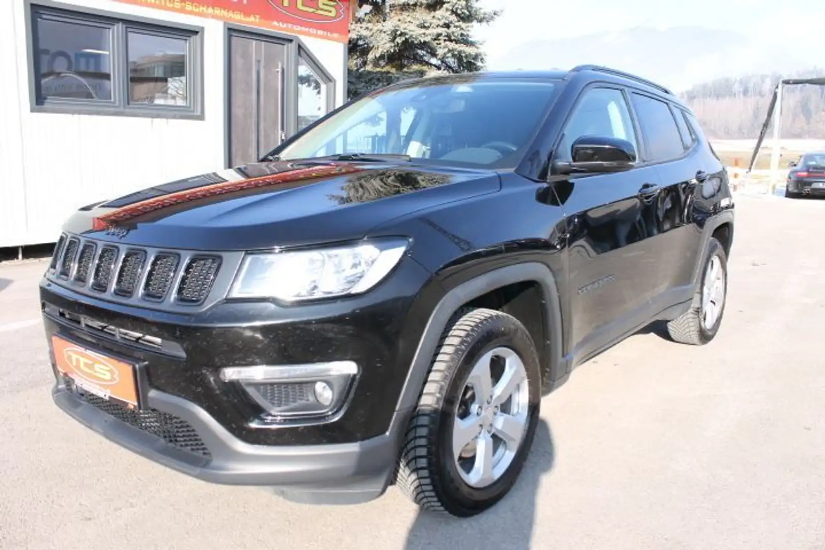 Jeep Compass 2,0 MultiJet II AWD Longitude*** Schwarz - 1