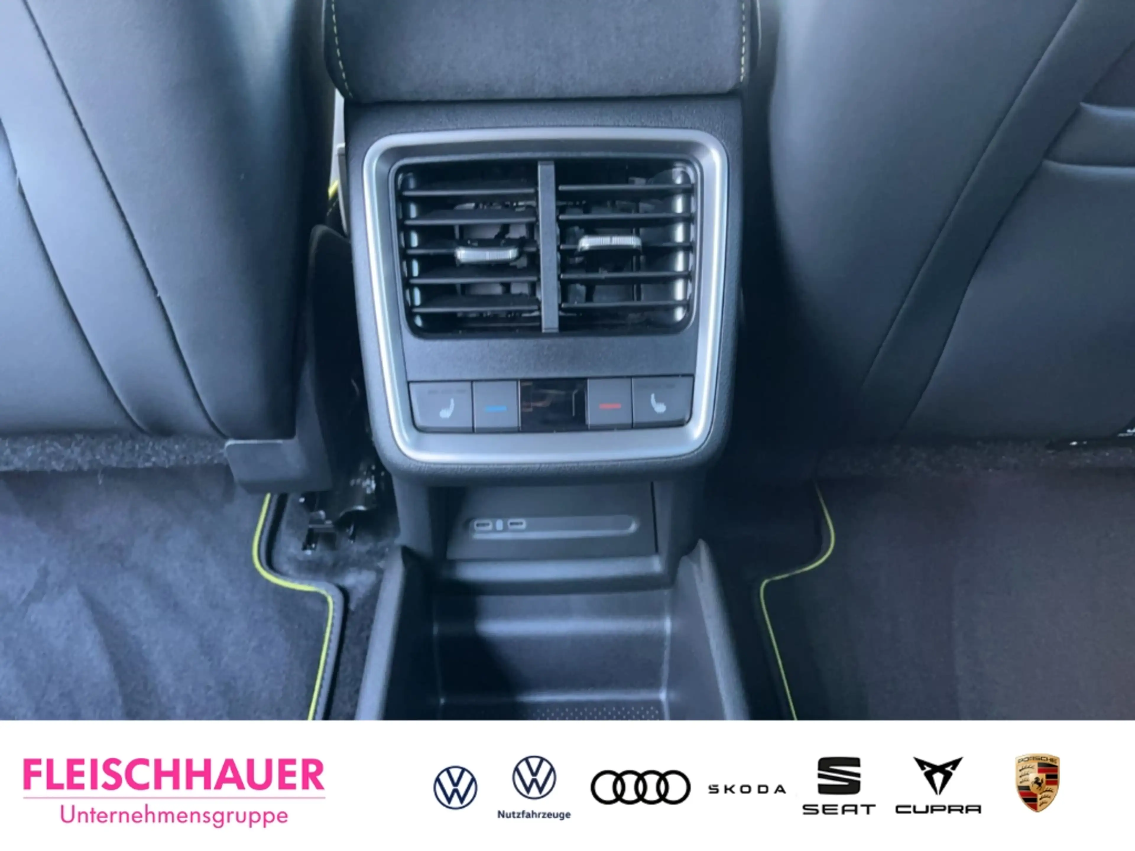 Skoda Elroq RS ACC Tel.-Vorb. Navi CarPlay DAB LED 360 Kamera — photo 14