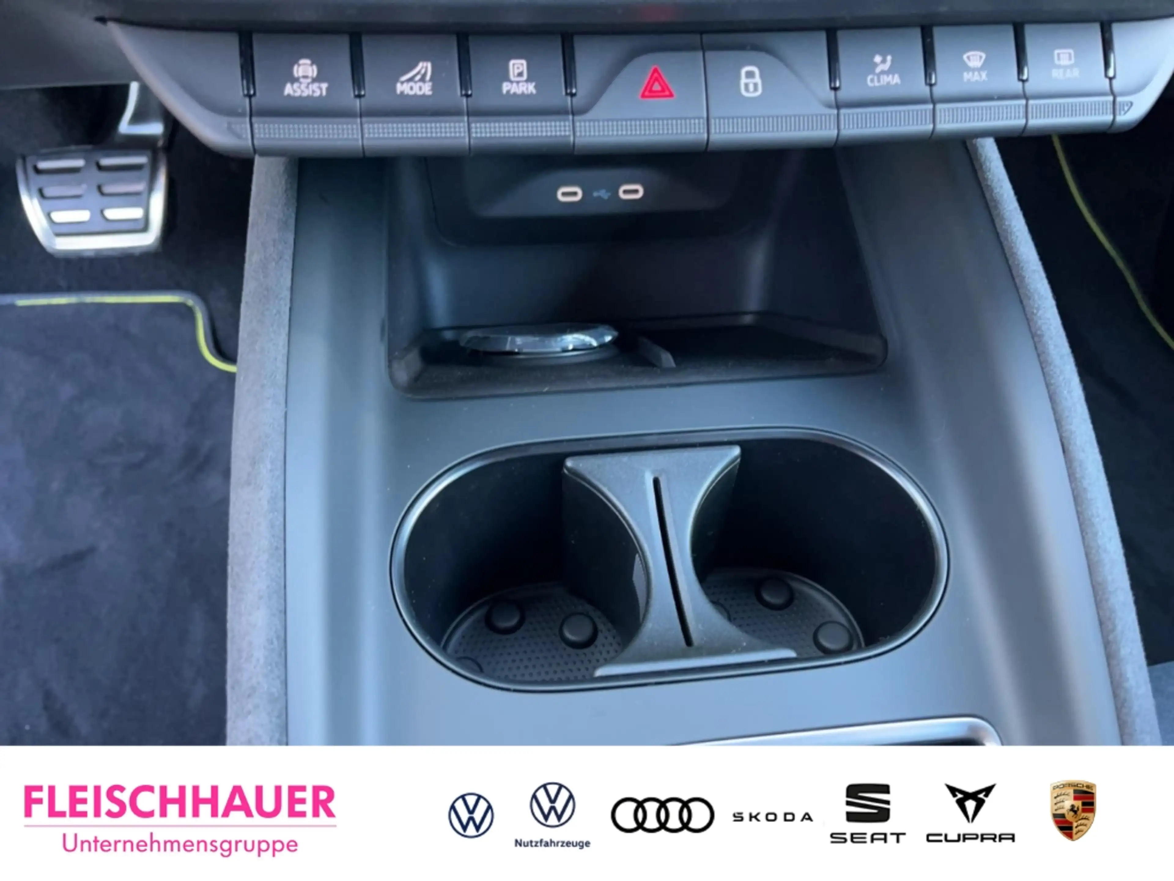 Skoda Elroq RS ACC Tel.-Vorb. Navi CarPlay DAB LED 360 Kamera — photo 13