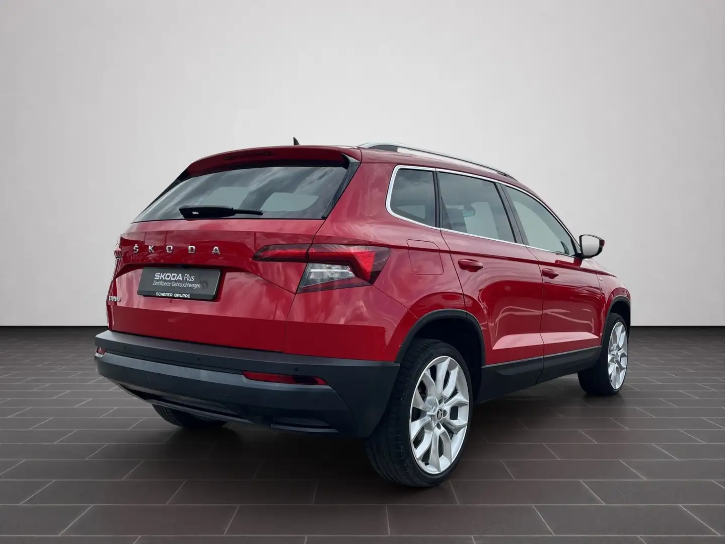 Skoda Karoq Clever 1.5TSI DSG AHK KAM NAV 19Zoll Rot - 2