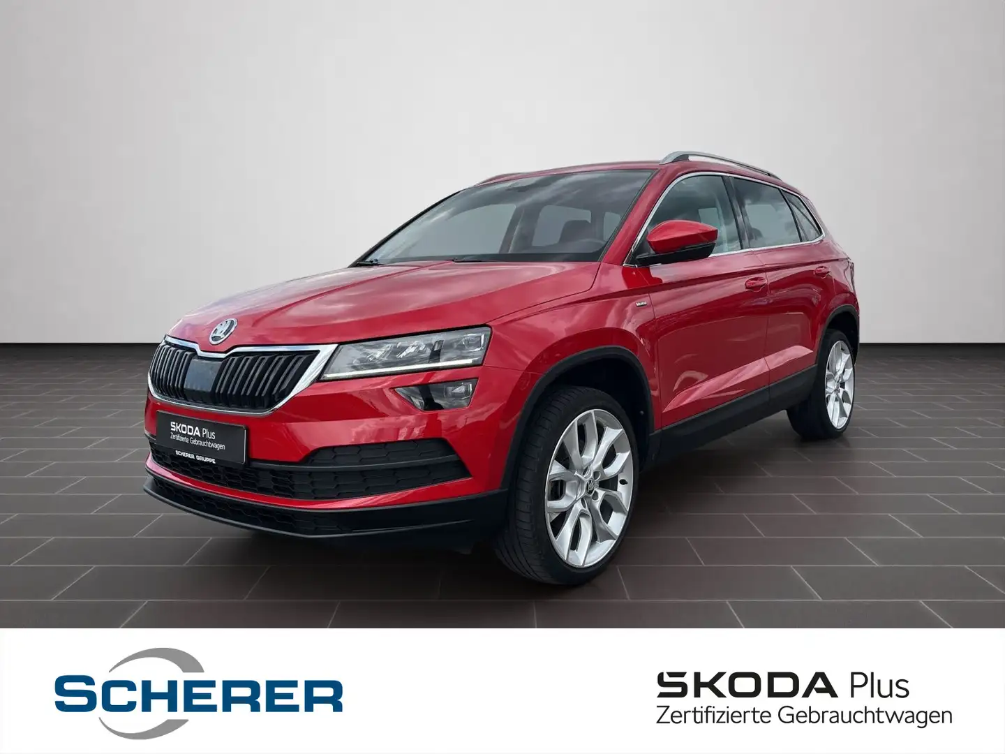 Skoda Karoq Clever 1.5TSI DSG AHK KAM NAV 19Zoll Rot - 1