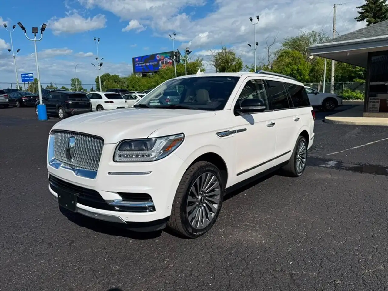 Lincoln Navigator photo Lincoln Navigator
