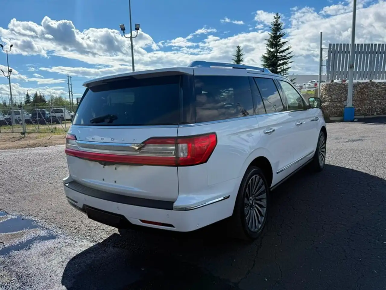 Lincoln Navigator photo Lincoln Navigator