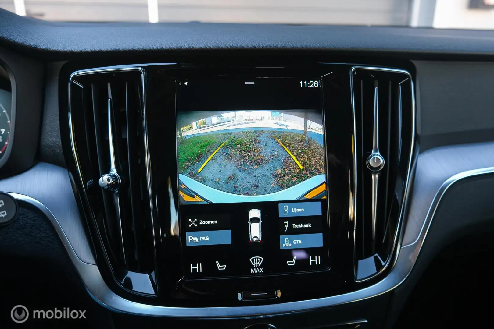 Volvo V60 2.0 B3 Inscription | Trekhaak | Camera | Stuur + s Wit - 2