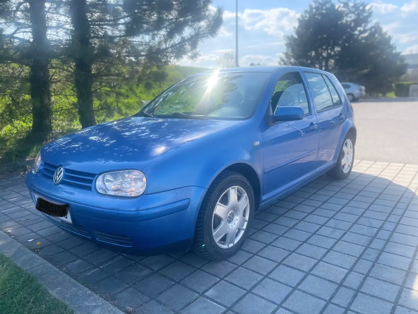 Volkswagen Golf Trendline - 2