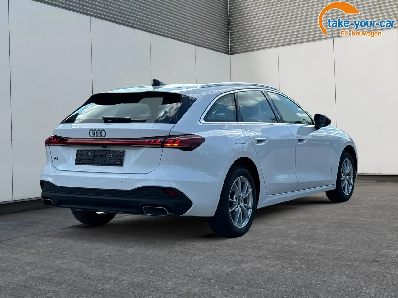 Audi A5 Avant NAVI+PDC+SHZ+EL.HECKKL.+ 17 LM TFSI 110 k... 3