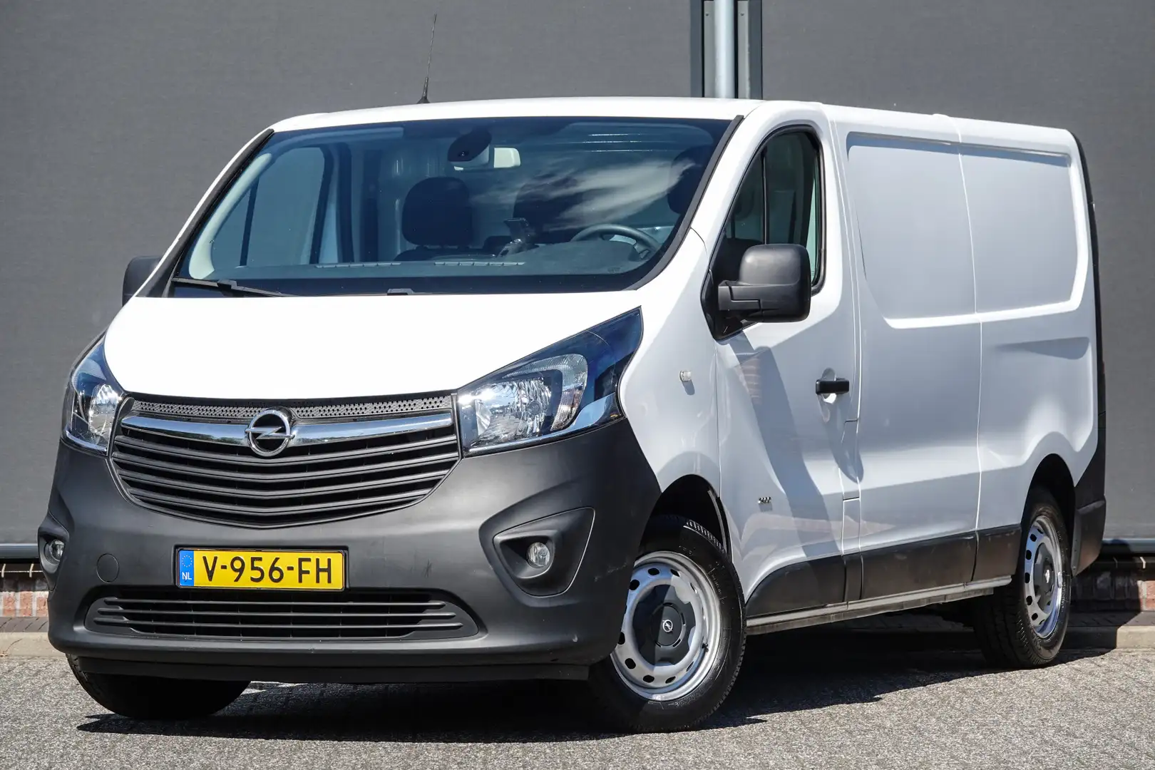 Opel Vivaro L2H1 | 1.6Cdti 125Pk | Edition EcoFlex | Stoel-Ban Wit - 1
