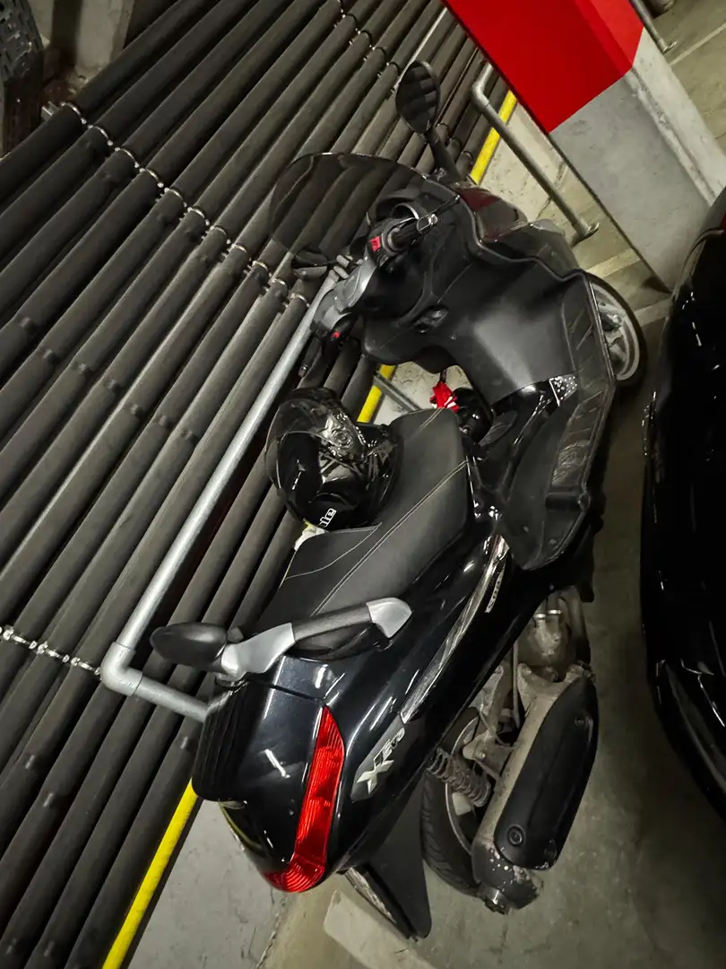 Piaggio XEvo 250 - 1