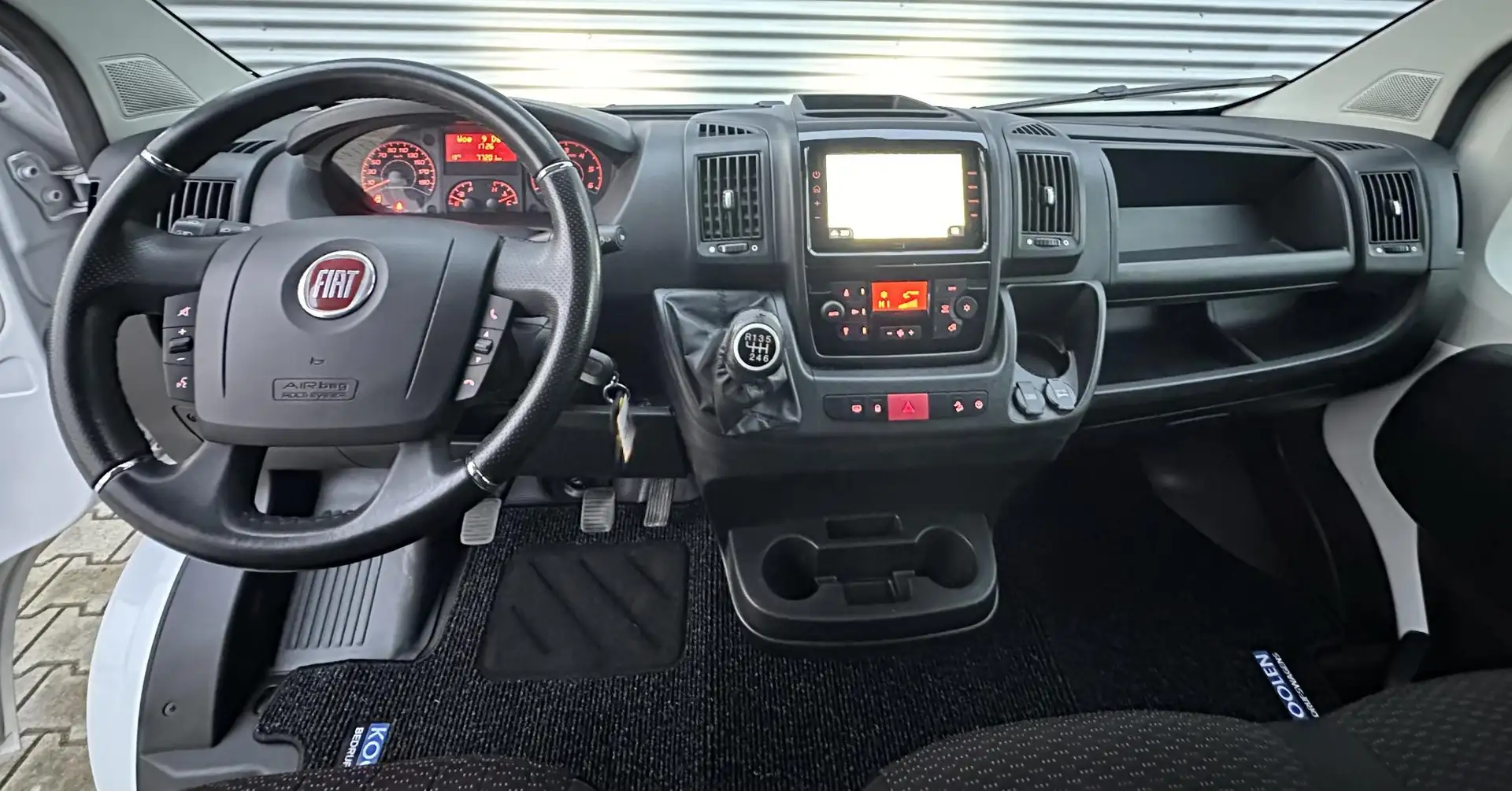 Fiat Ducato 35H 2.2 MultiJet L3H2 Trekhaak|Camera|Navi|Cruise Weiß - 2