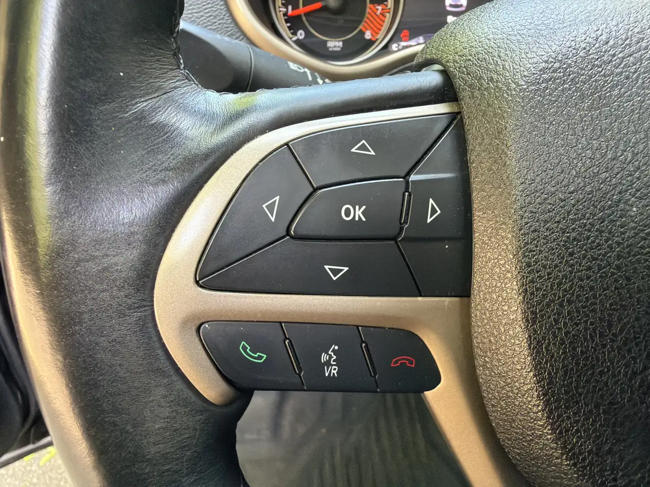 Jeep Cherokee снимка Jeep Cherokee