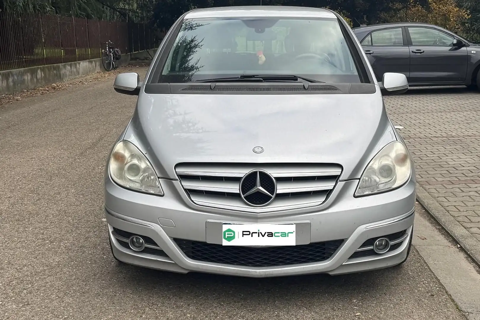 Mercedes-Benz B 200 B 200 CDI Premium Silber - 2