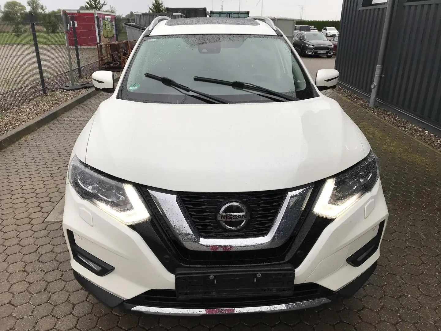 Nissan X-Trail 1.3 DIG-T Tekna 4x2 117 kW (159 PS), Autom. 7-G... Weiß - 2