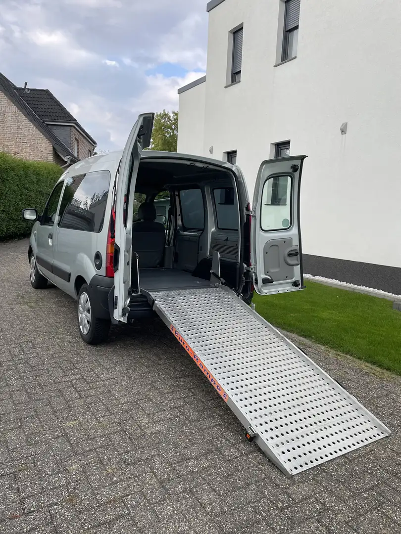 Renault Kangoo Rapid 1.2 16V Rollstuhlrampe / Rollstuhltransport - 1