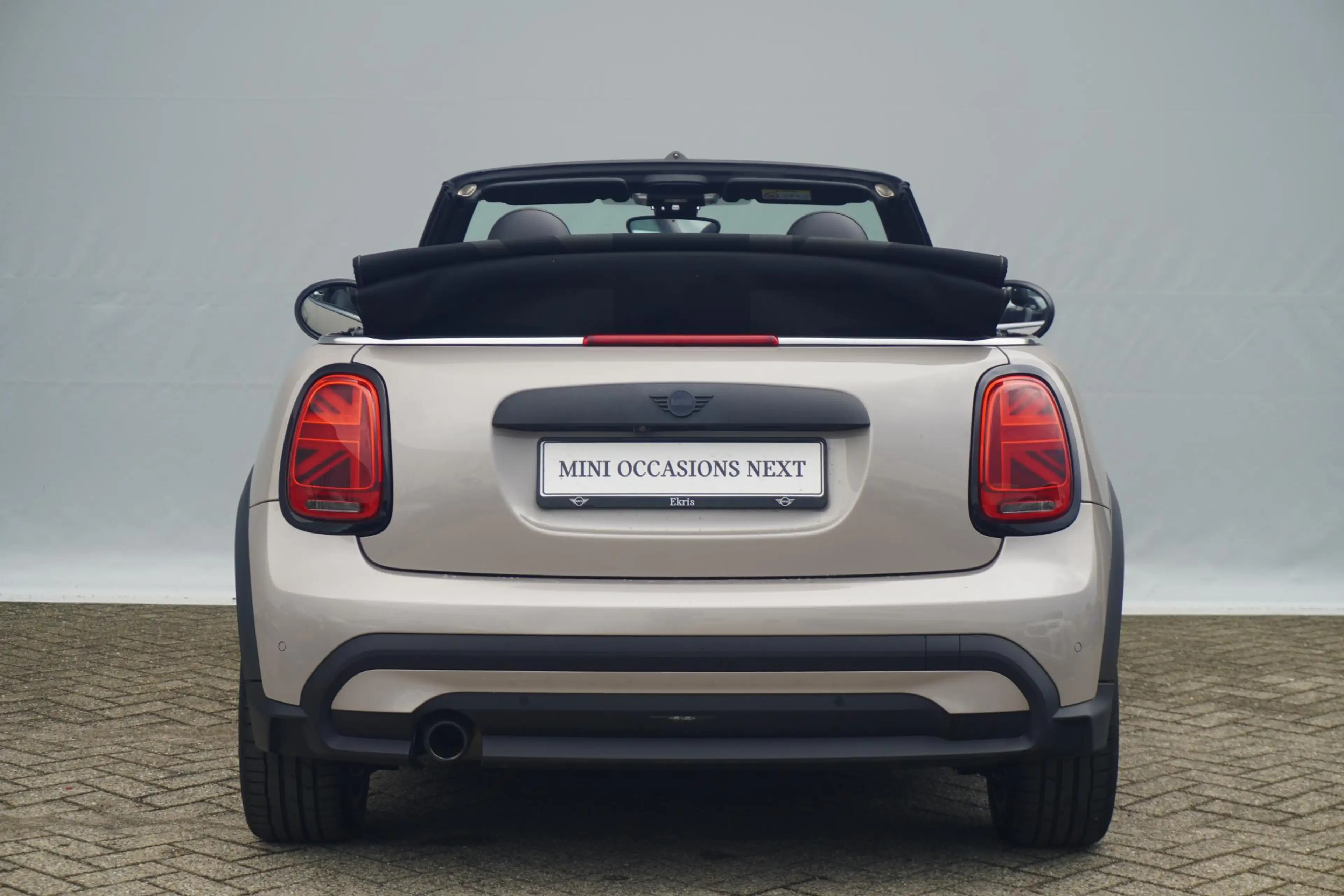 MINI One Cabrio Classic Uitvoering | Harman Kardon | Driving Assis — photo 10