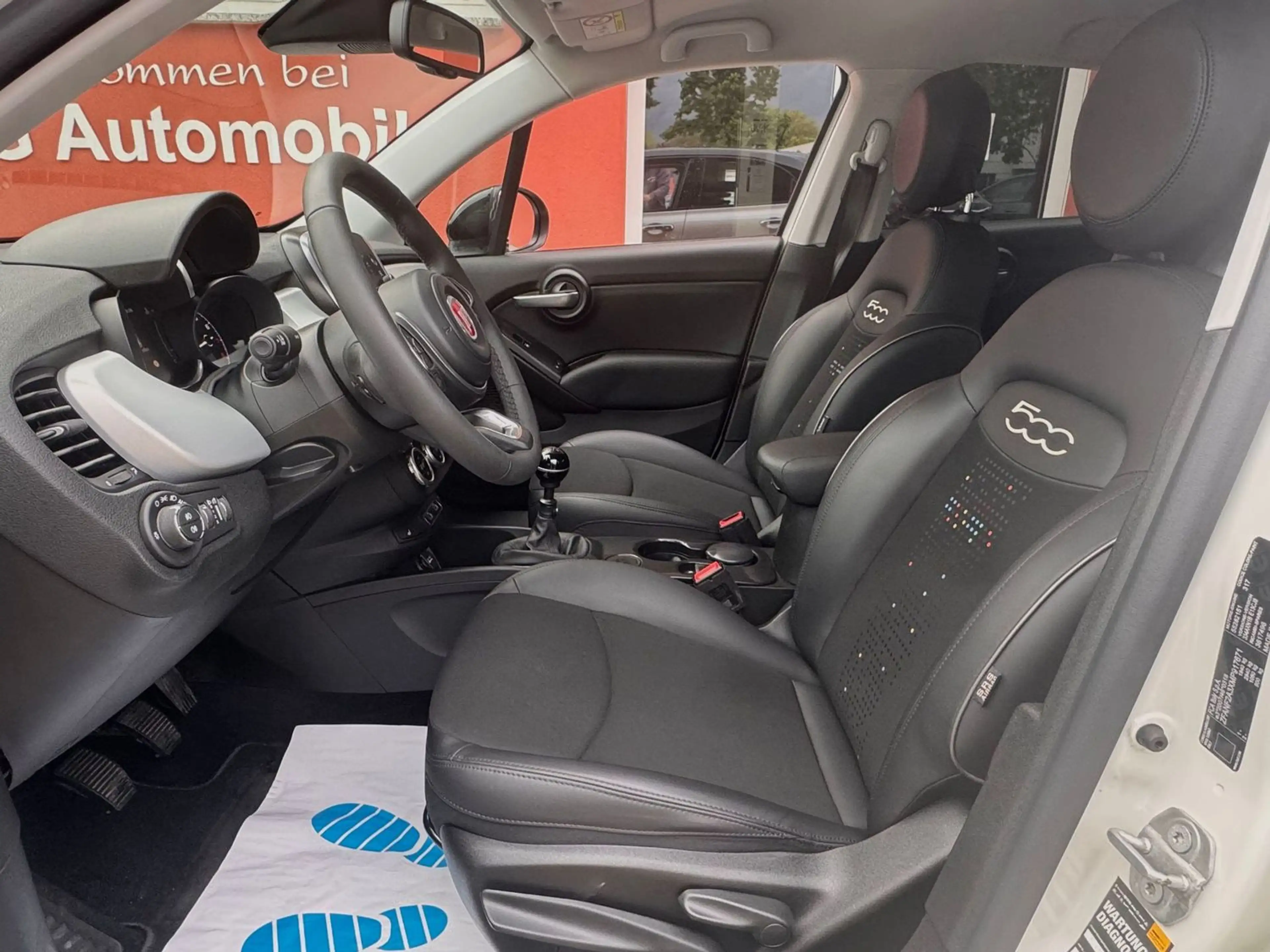 Fiat 500X Google*Garantie*TÜVneu*Navi*Sitzheizung* — photo 12