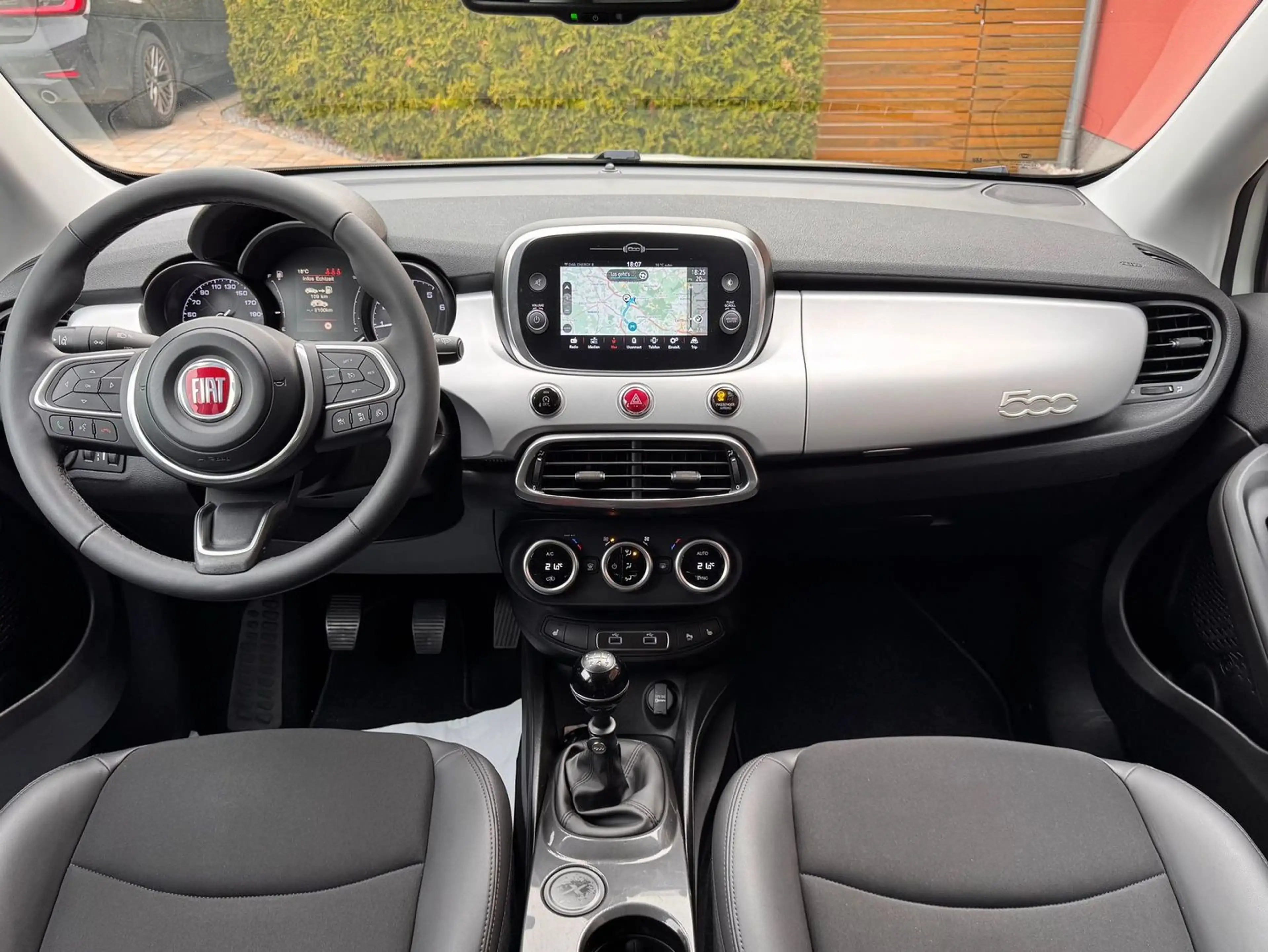 Fiat 500X Google*Garantie*TÜVneu*Navi*Sitzheizung* — photo 5