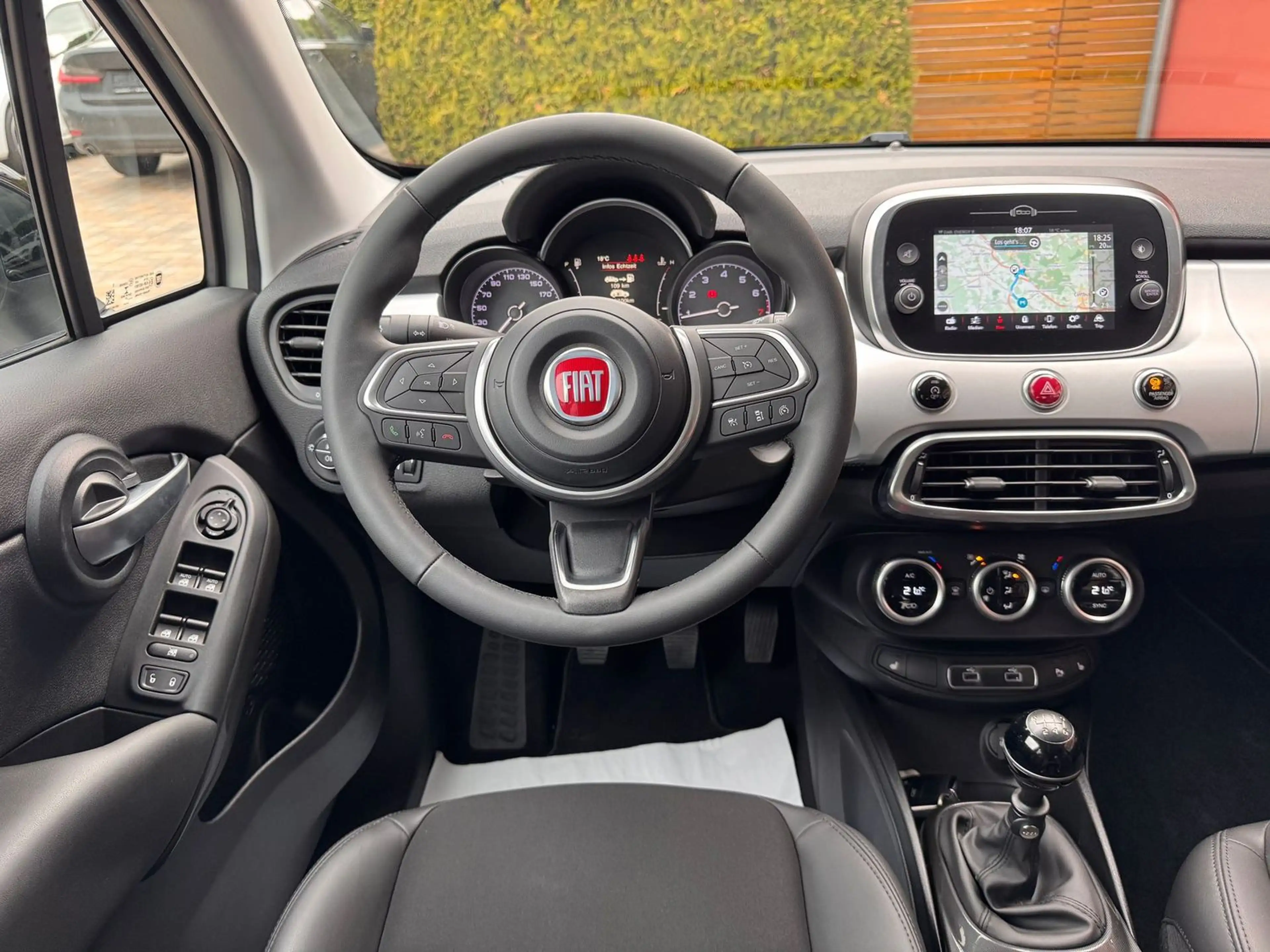 Fiat 500X Google*Garantie*TÜVneu*Navi*Sitzheizung* — photo 8