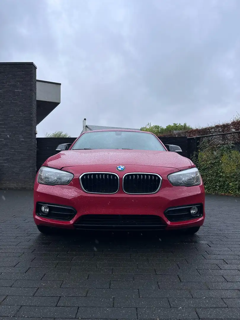 BMW 116 d EfficientDynamics Edition NIEUWSTAAT/ ETAT NEUF Rouge - 2