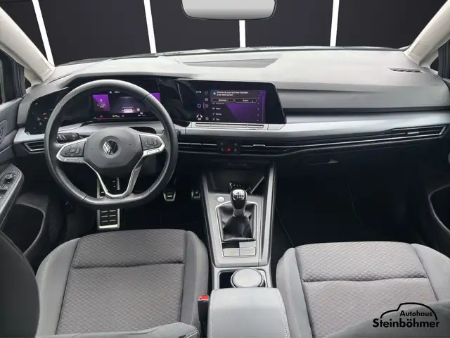 Volkswagen Golf view 19