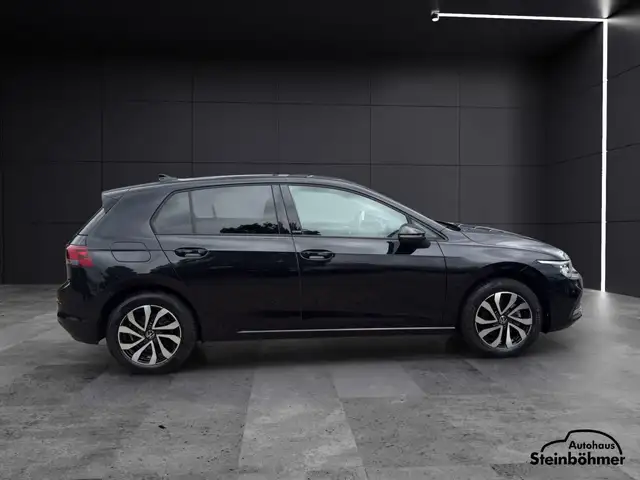 Volkswagen Golf view 8