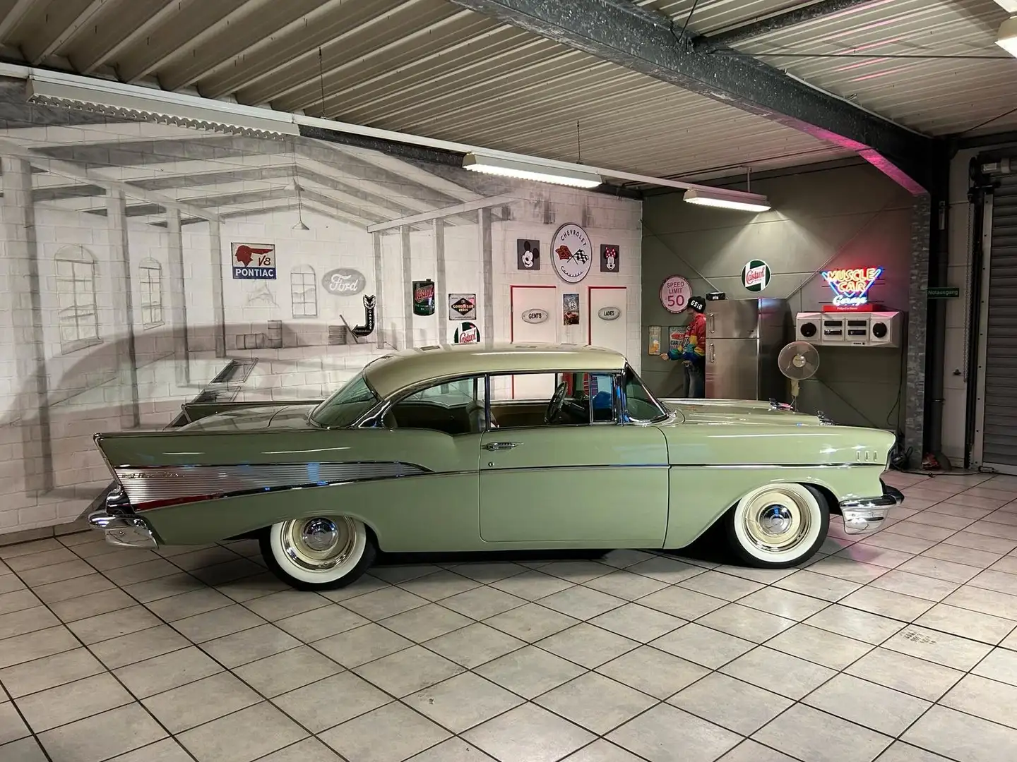 Chevrolet Bel Air, 350 CUI V8, phantastischer Zustand Vert - 1